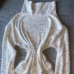 Cowl neck Women’s Anthropologie sweater